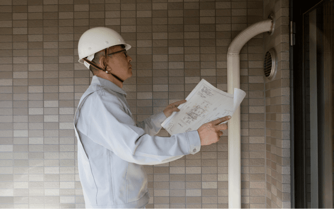 業者に連絡して現地調査をしてもらう