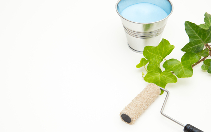 塗料とローラー